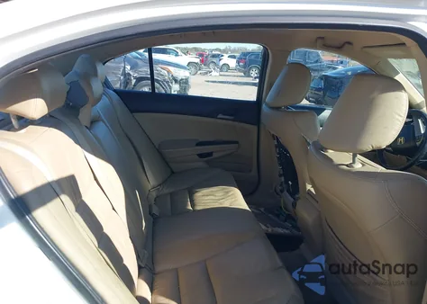 2012 Honda Accord 2.4 Se z USA, uszkodzony, nr VIN 1HGCP2F68CA102954